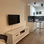 Hercules Pool & Apartment
