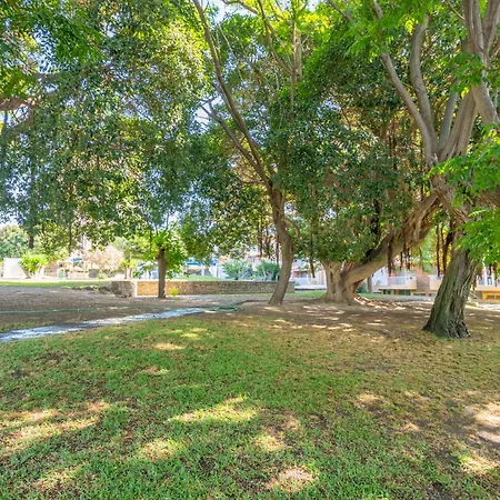 Hercules Pool & Apartament *